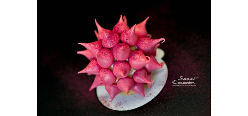 Class in Sweet Obsession culinary school, Bangkok